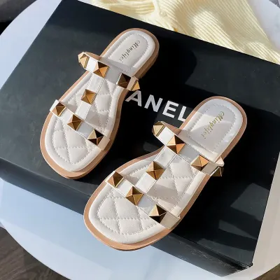 WOMEN'S BEACH SHOES